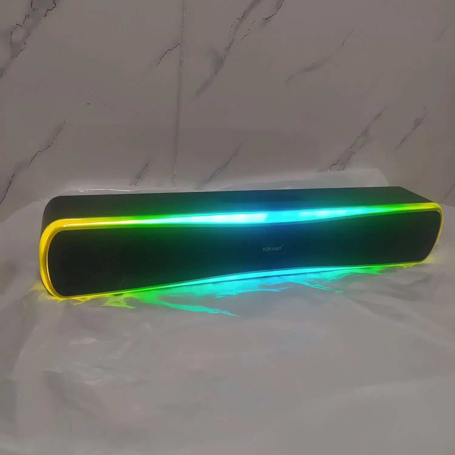 اسپیکرشیک وقابل حمل راحت|سیستم صوتی خانگی|همدان, |دیوار