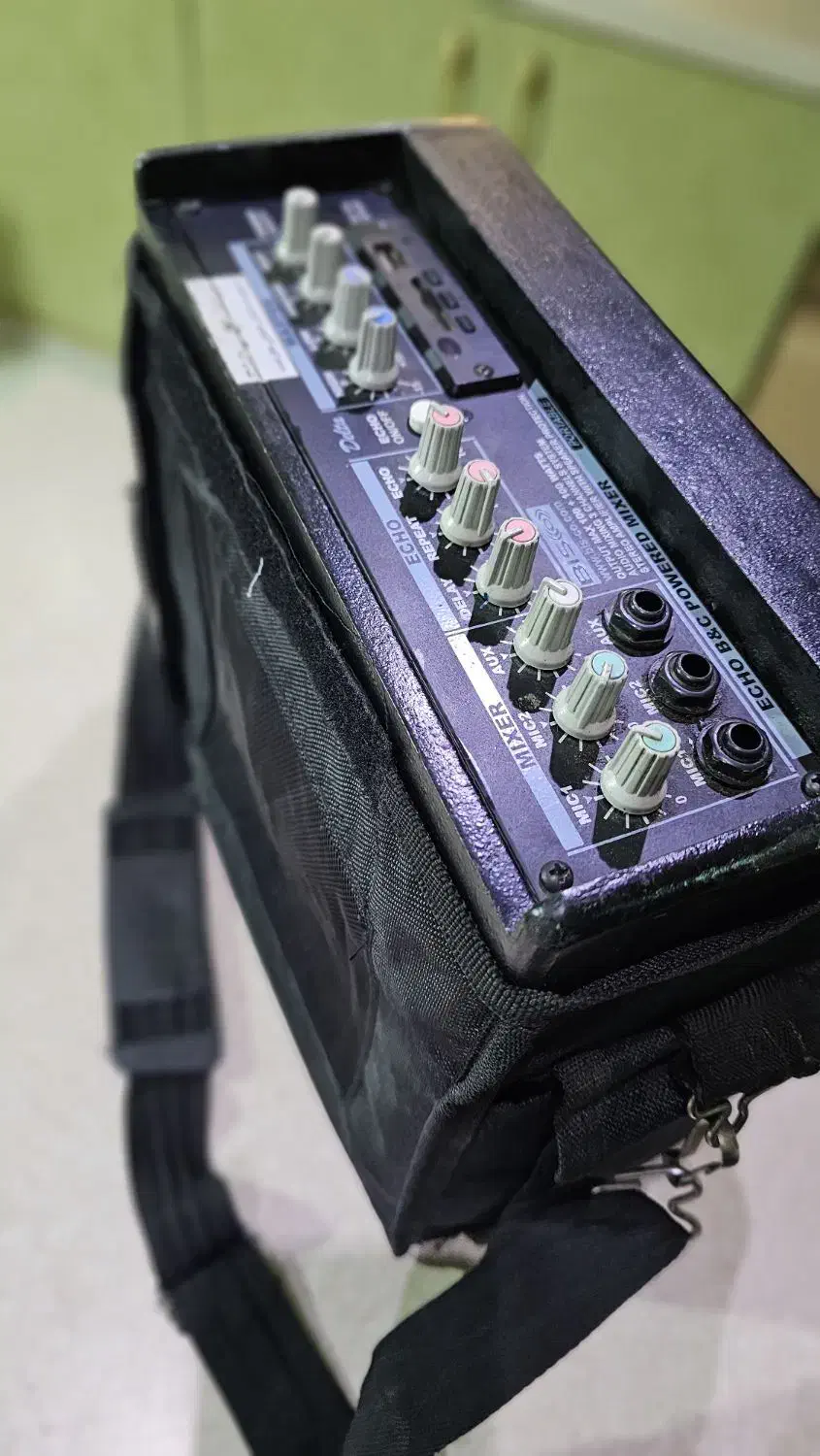 اکو امپلی فایر دستی ۱۰۰ وات برند B&C|سیستم صوتی خانگی|اصفهان, کوی ولی عصر|دیوار