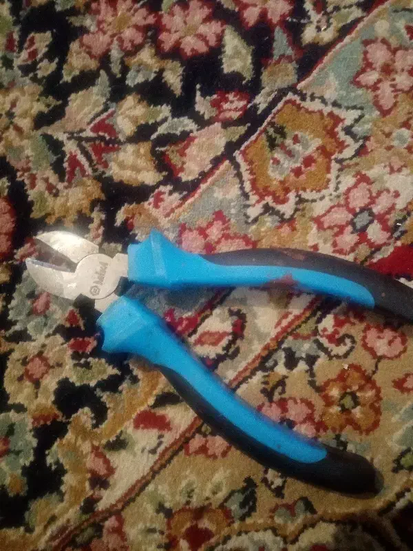 دوعددآچارچرخ پرایدباتعدادی اچاروسیم چین|ابزارآلات|کرمان, |دیوار