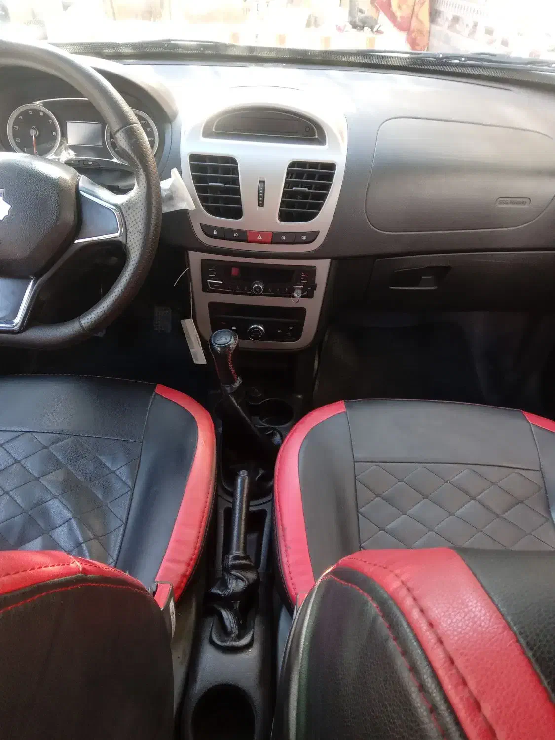 ساینا درحد صفر|خودرو سواری و وانت|بیرجند, |دیوار