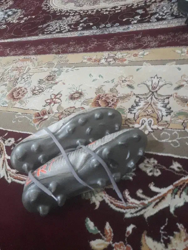 کفش ورزشی|کیف، کفش، کمربند|کوهدشت, |دیوار