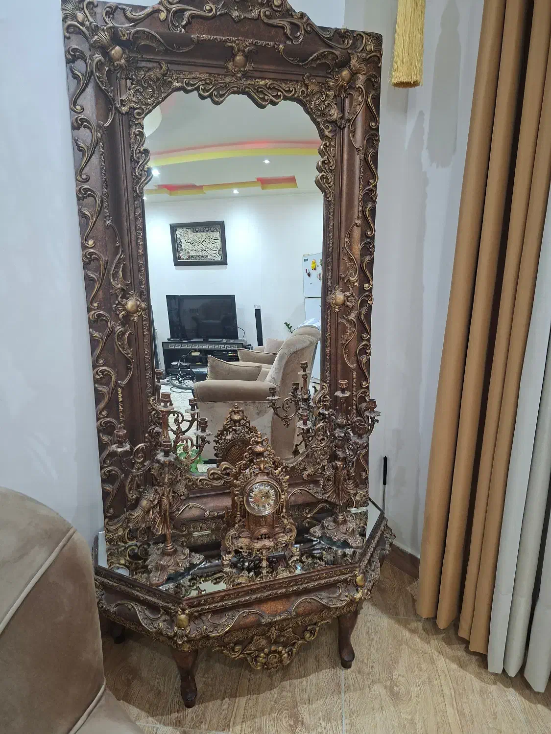 آینه و شمعدان|بوفه، ویترین، کنسول|صومعهسرا, |دیوار