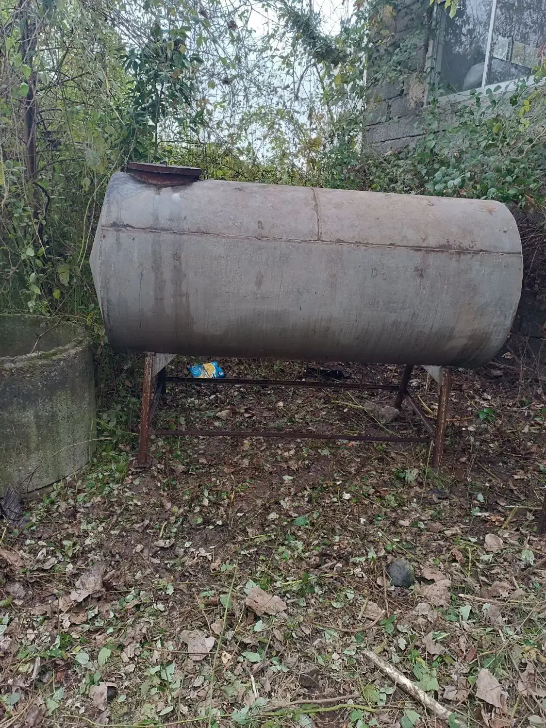 تانکر 1000 لیتری گالوانیزه|مصالح و تجهیزات ساختمان|لاهیجان, لفمجان|دیوار