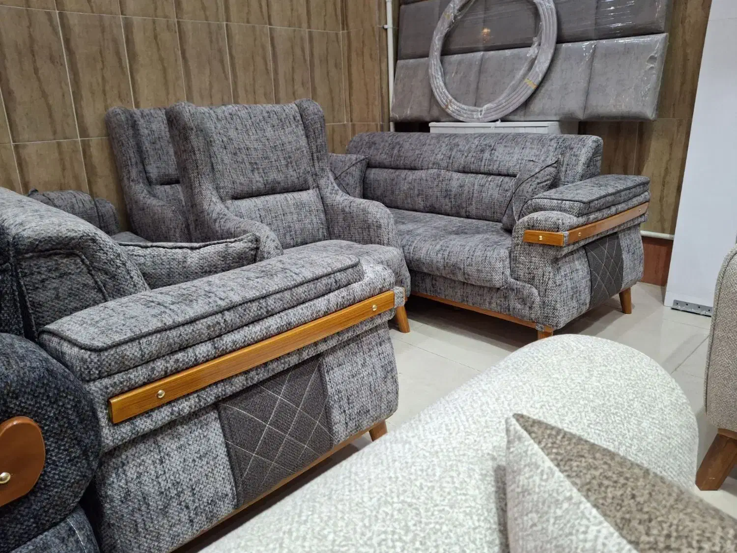 حراج مبلمان راحتی به قیمت ۴۵ تومان نقد/تمام مدل ها|مبلمان خانگی و میز عسلی|خلخال, |دیوار