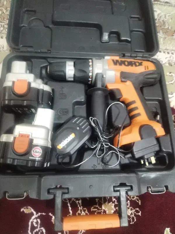 پیچگوشتی شارژی اصل آلمانی خیلی کم کارکرد|ابزارآلات|مریوان, |دیوار