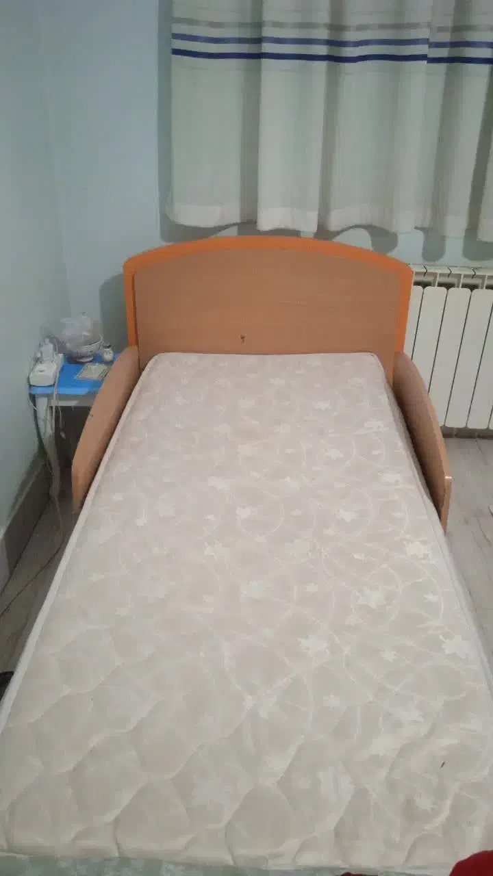 تخت نوجوان|تخت و سرویس خواب|اصفهان, خرم|دیوار