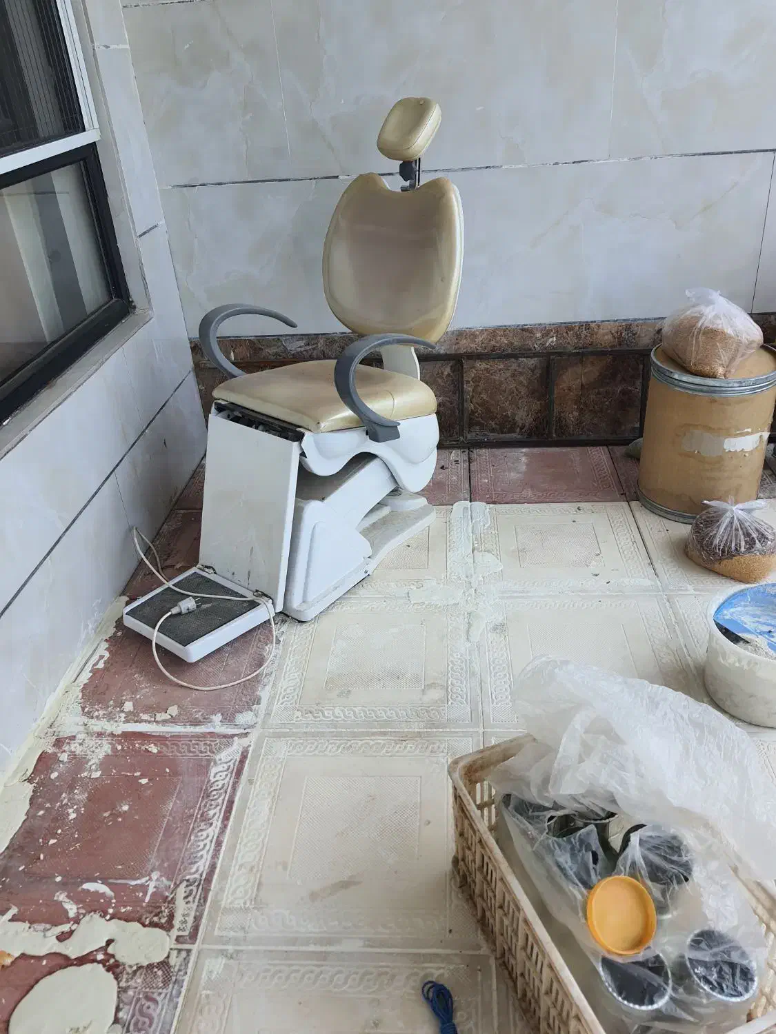 صندلی برقی|آرایشگاه و سالنهای زیبایی|قزوین, |دیوار