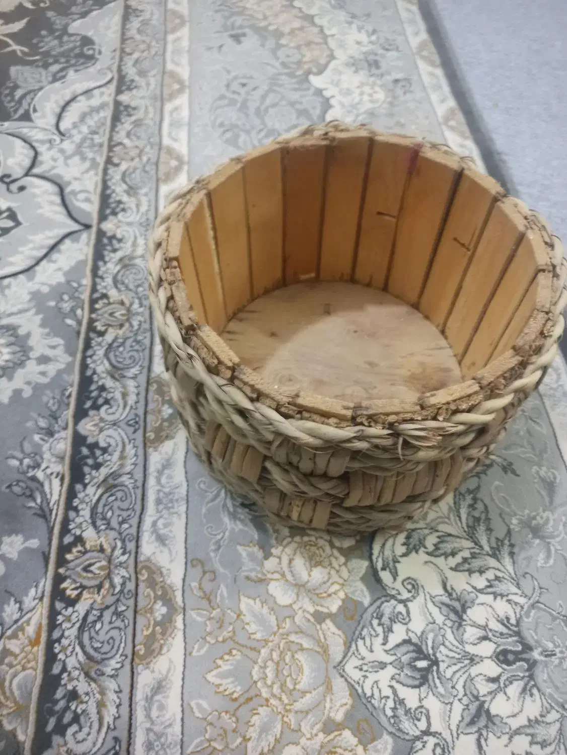 سبد حصیر|صنایع دستی و سایر لوازم تزئینی|قم, دانش|دیوار