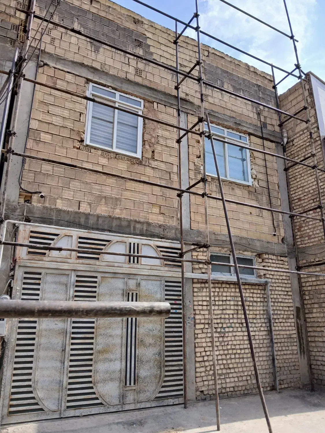 داربست فلزی رضایی|خدمات پیشه و مهارت|اصفهان, دارک|دیوار