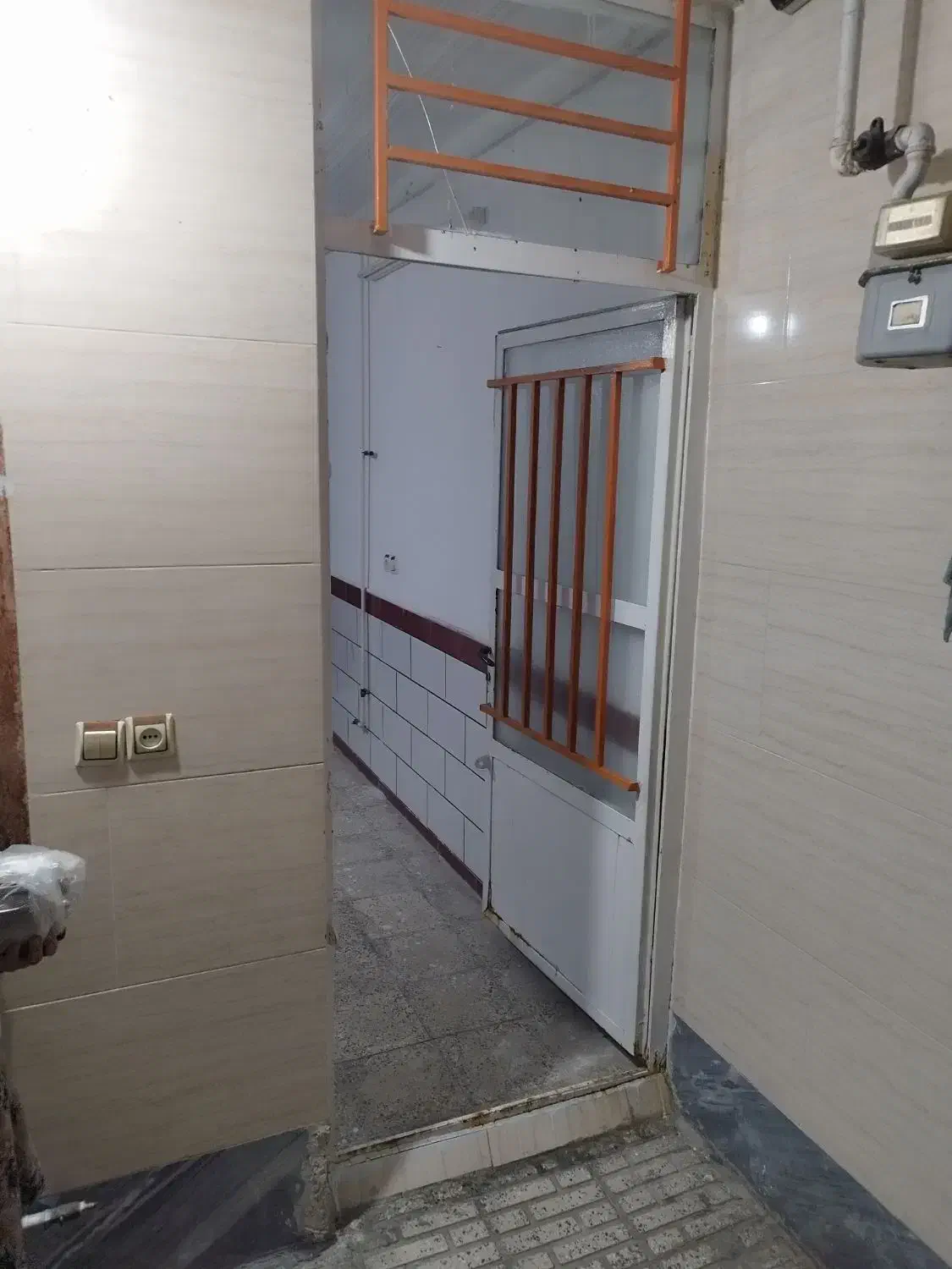 خانه ویلای طبقه هم کف طالقانی 39|اجارهٔ خانه و ویلا|ساوه, |دیوار