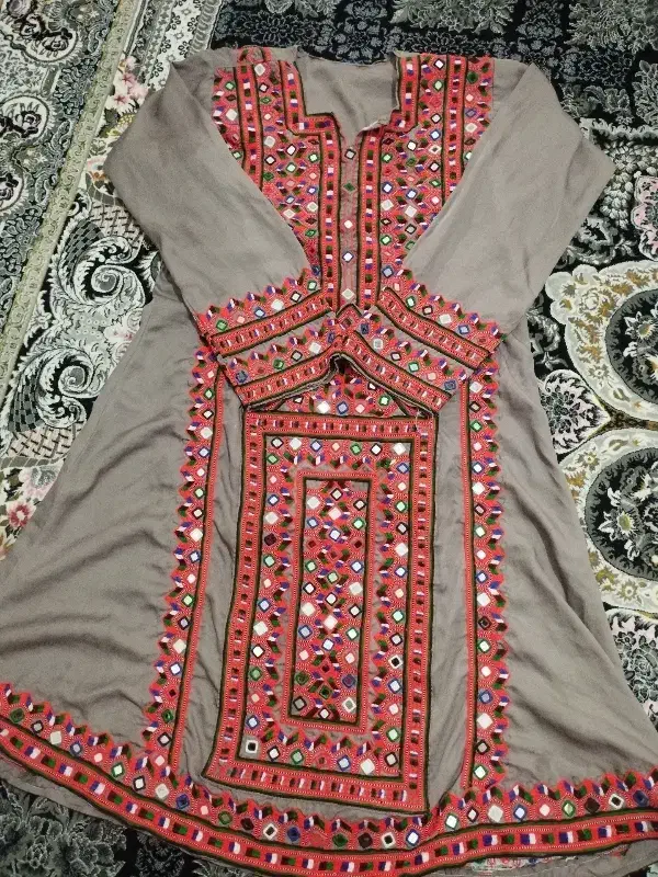 لباس|لباس|چابهار, |دیوار