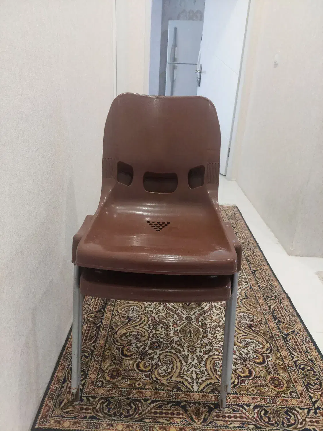 صندلی انتظار|صندلی و نیمکت|همدان, |دیوار