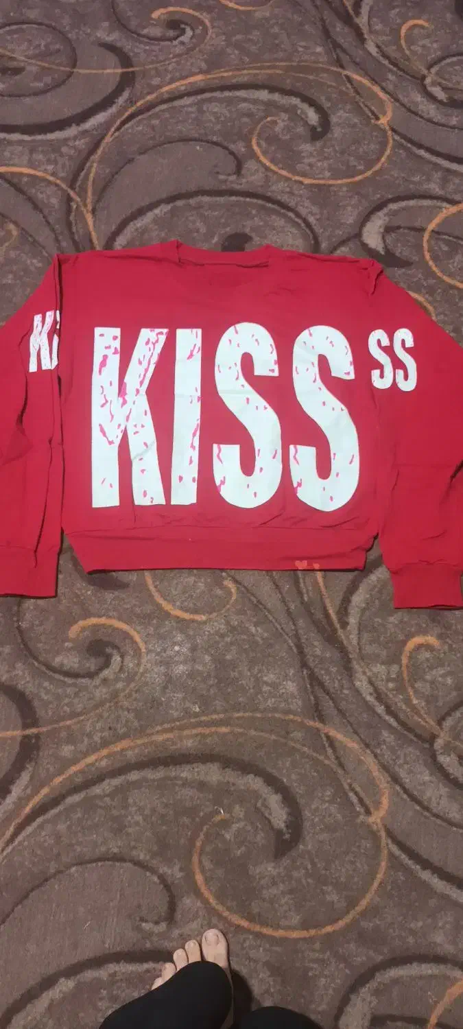 هودی کراپ|لباس|آران و بیدگل, |دیوار