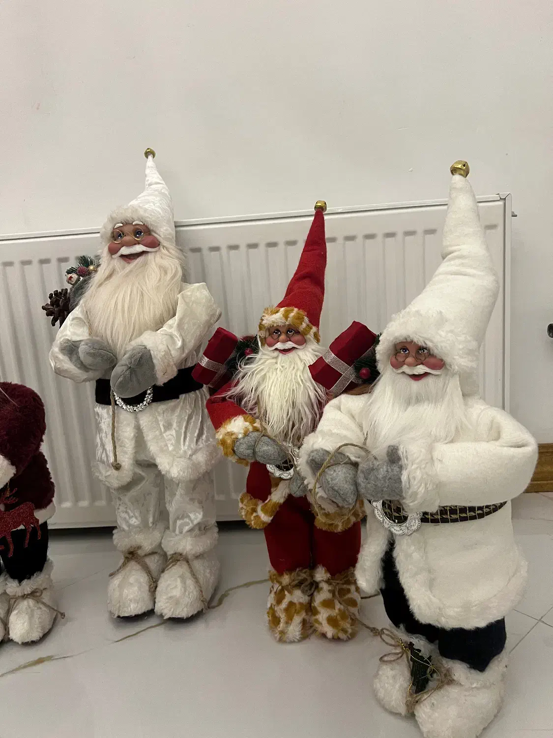 بابانویل|مجسمه، تندیس، ماکت|اسلامشهر, شهرک احمدیه|دیوار