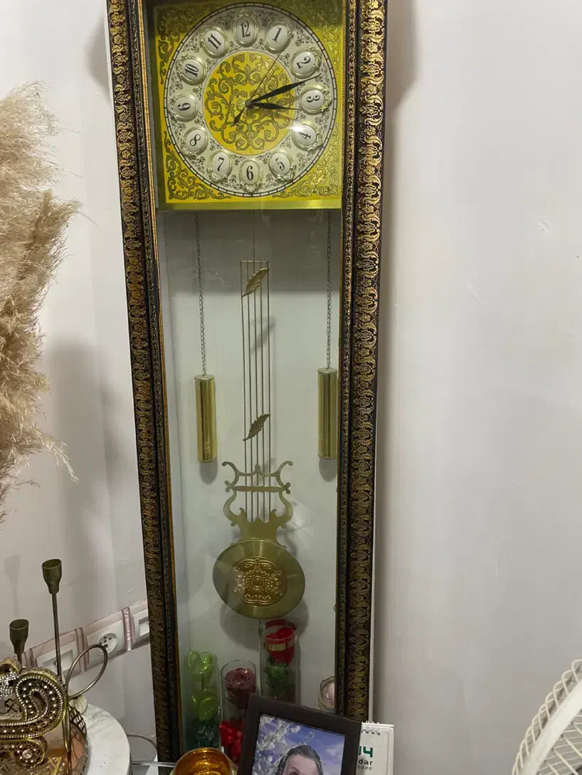 ساعت ایستاده|ساعت دیواری و تزئینی|صومعه‌سرا, |دیوار