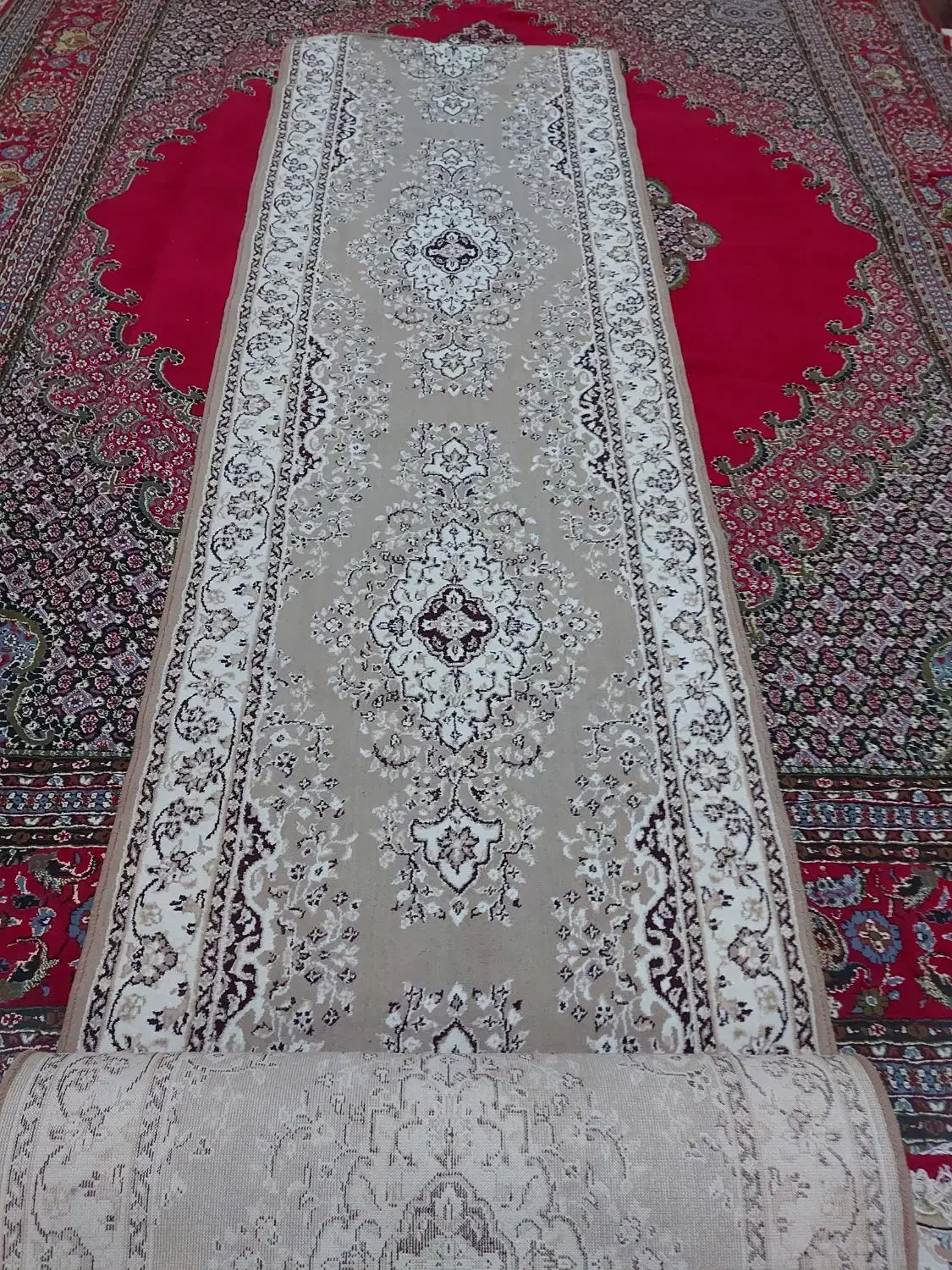 فرش|فرش|تربت‌حیدریه, بی بی حسنیه|دیوار