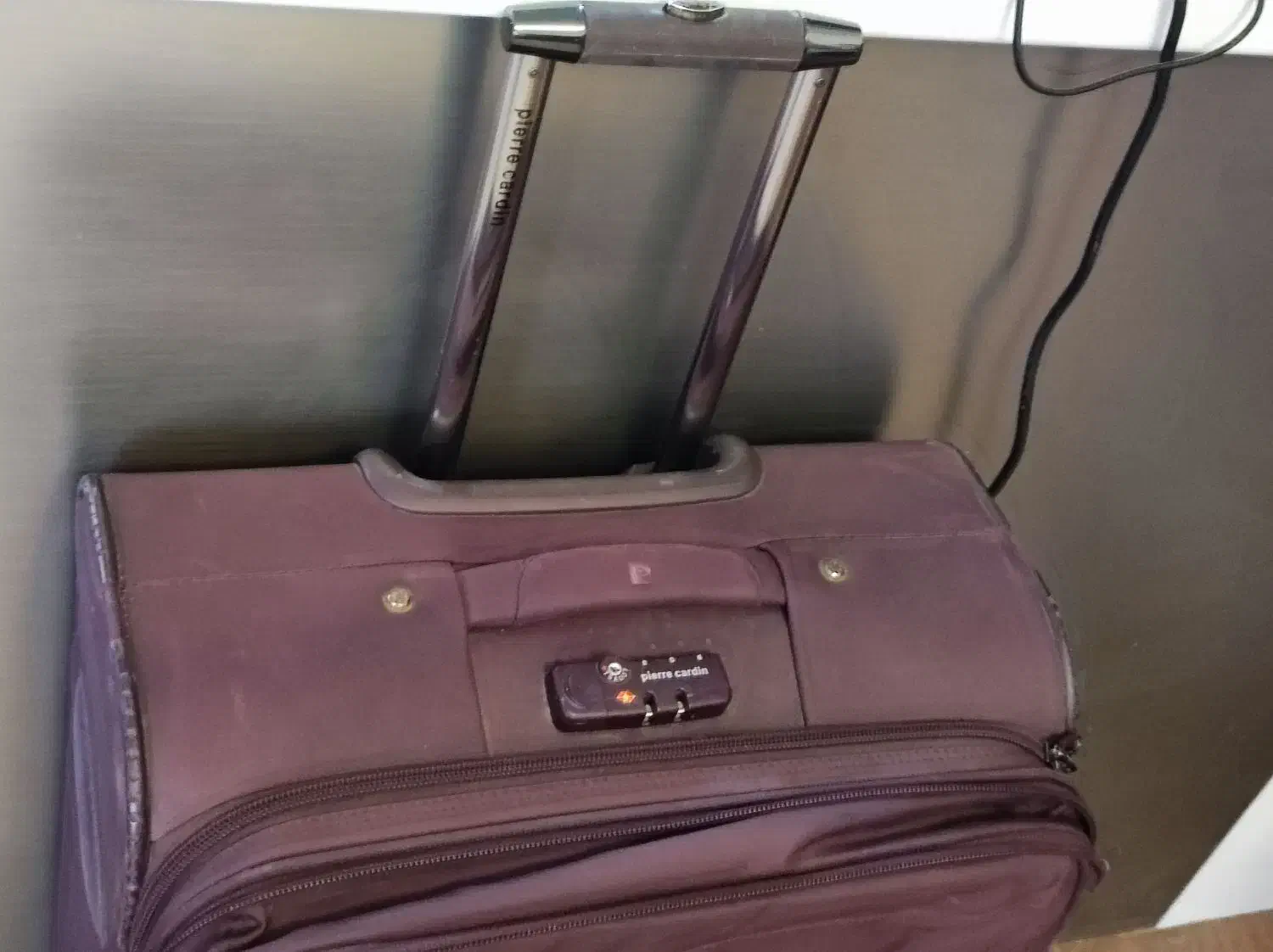 ۲ عدد چمدان اصل Pierre Cardin (پیرکاردن)  در حد نو|کیف، کفش، کمربند|پردیس, فاز ۲|دیوار