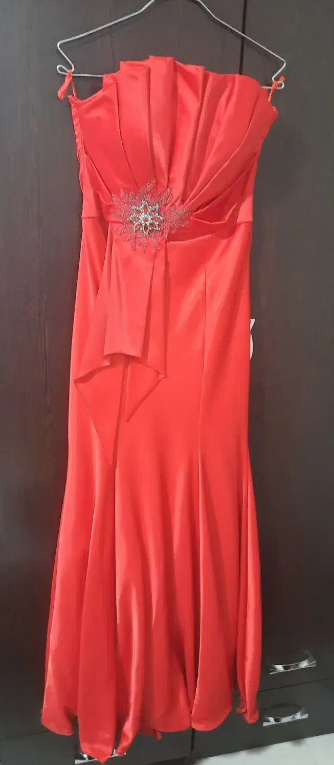 پیراهن مجلسی قرمز|لباس|اردبیل, |دیوار