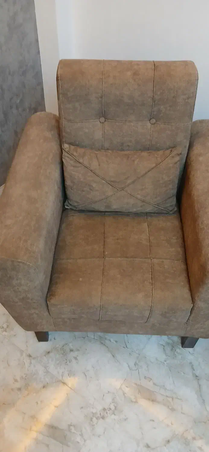 مبل درحد صفر|مبلمان خانگی و میز عسلی|اسالم, |دیوار