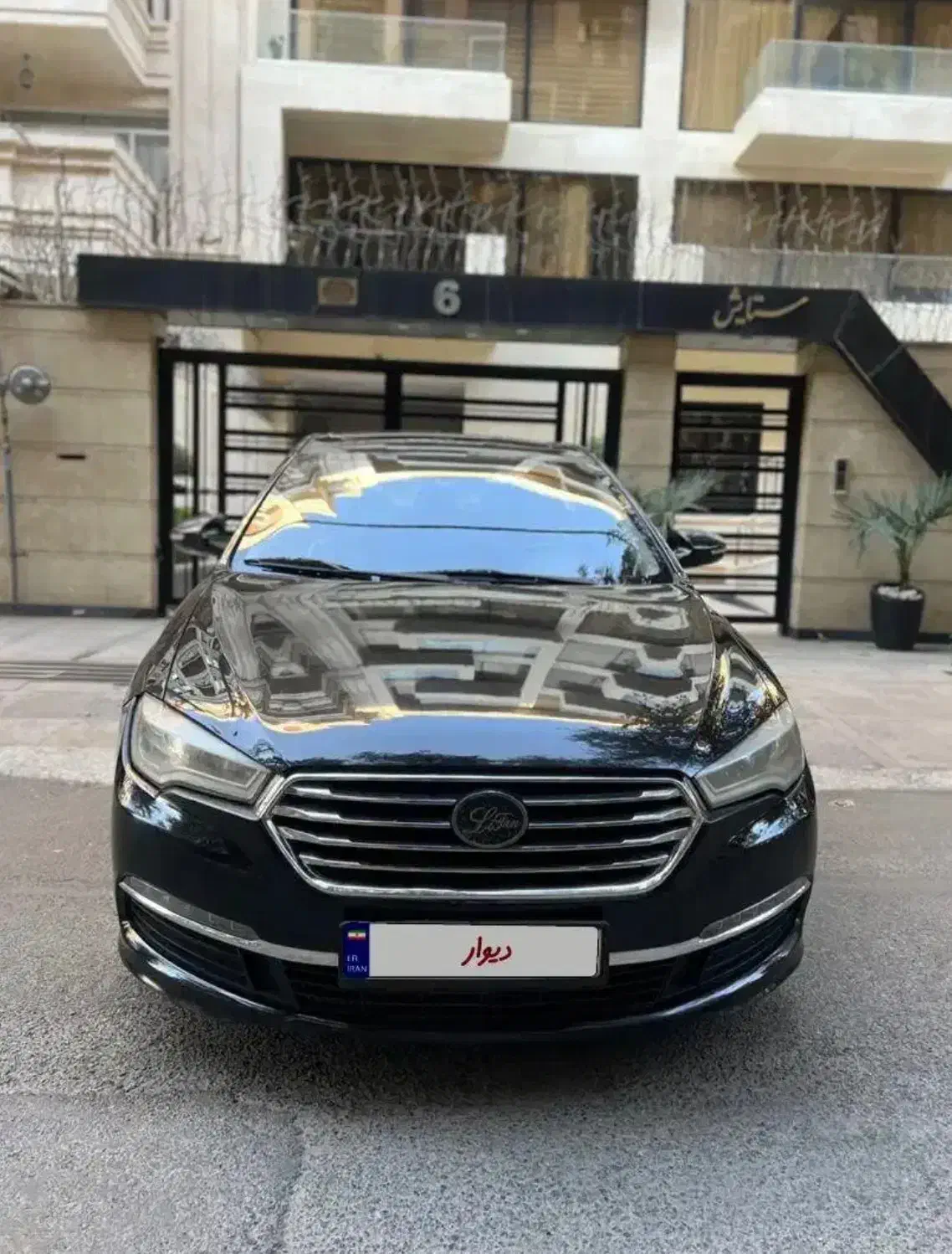 لیفان ۸۲۰ مدل ۱۳۹۵ بیرنگ اتوماتیک (فقط اقساط)|خودرو سواری و وانت|تهران, باغ فیض|دیوار