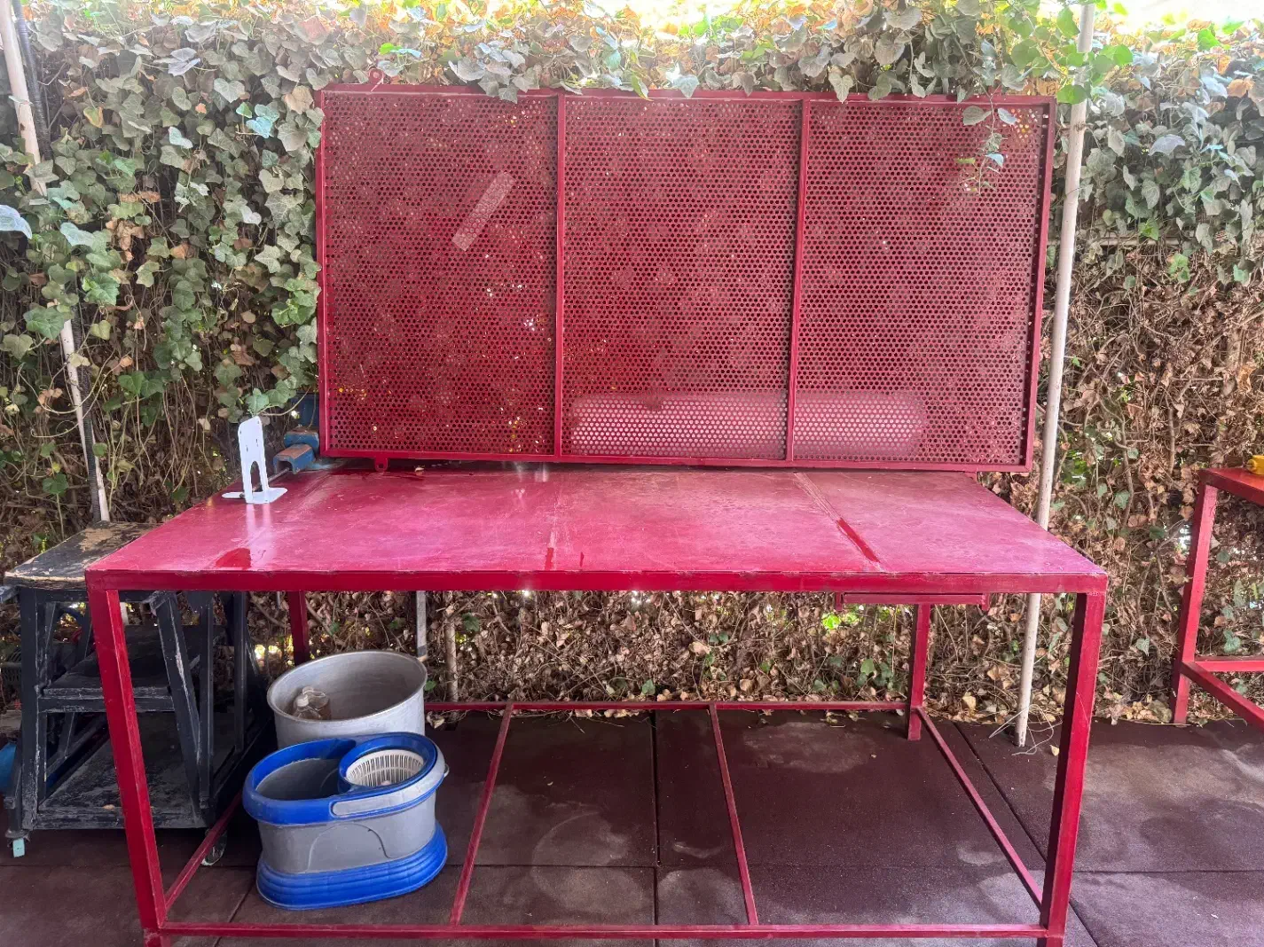 ۲ عدد میز کار نجاری و گیره و دینام ۲ اسب|ابزارآلات|فردیس, دهکده|دیوار