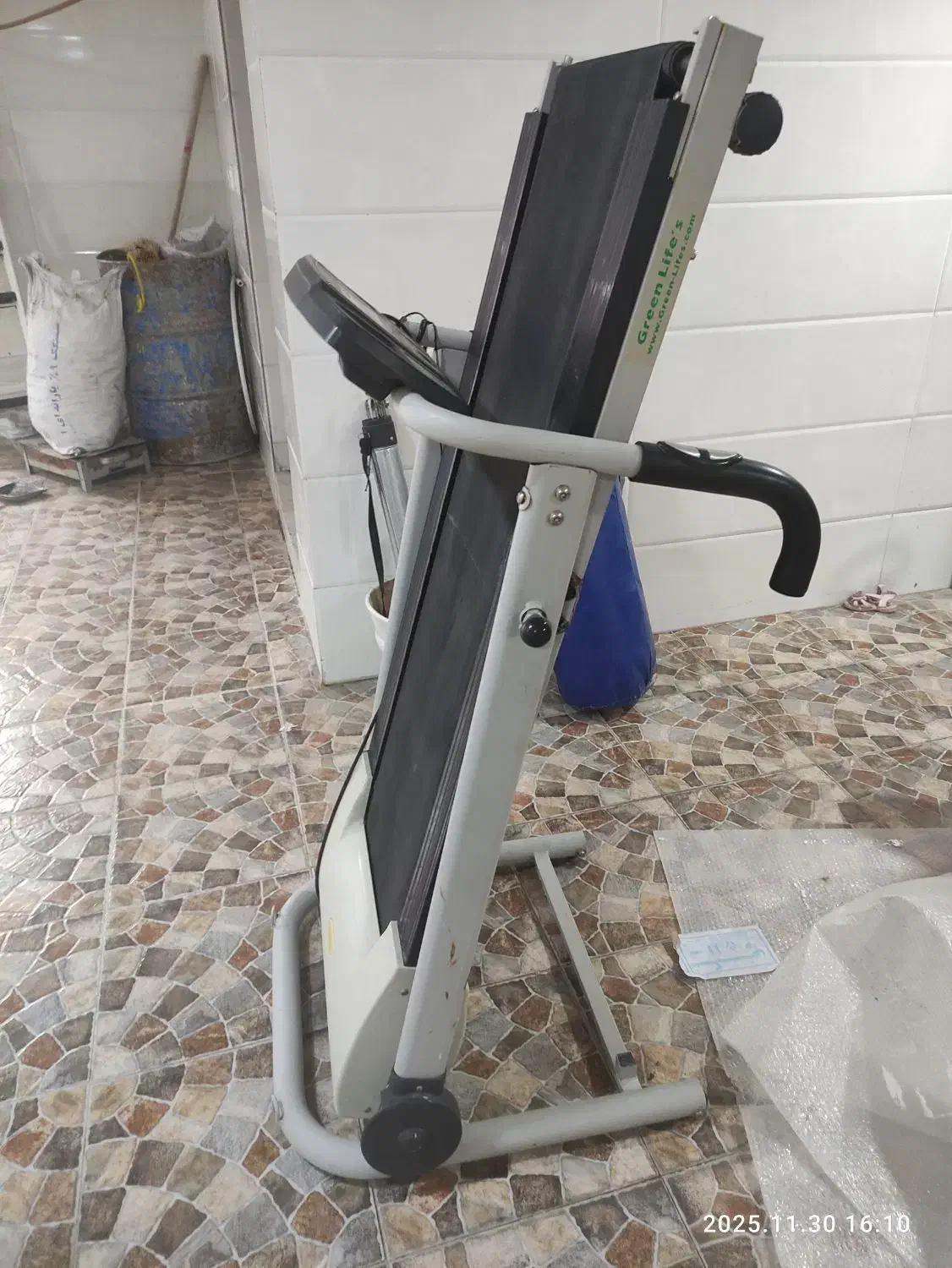 تردمیل تمیز بسیار کم کارقیمت16میلیون|تجهیزات ورزشی|دهدشت, |دیوار