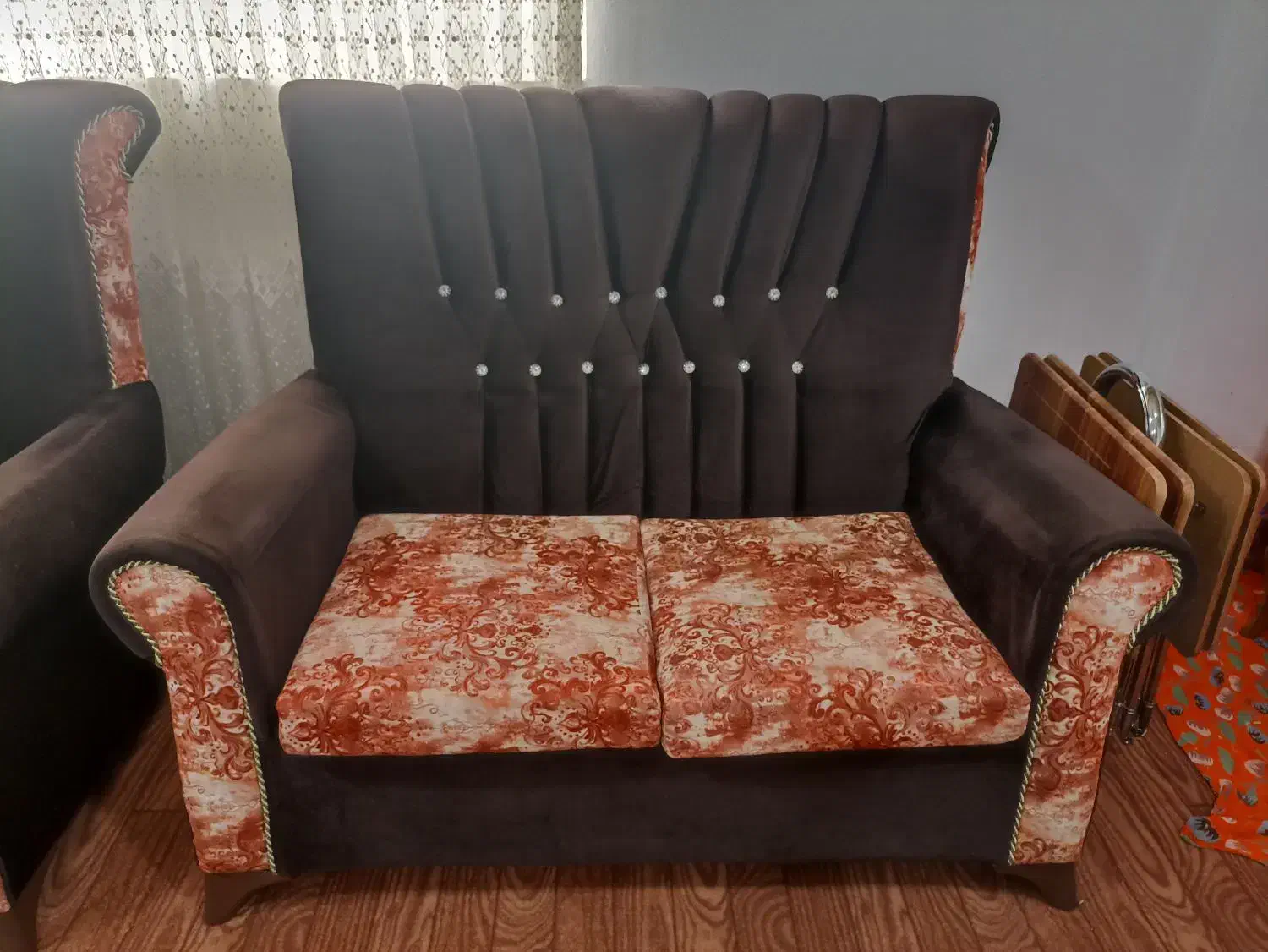 مبل 9 نفره سالم شیک و تمیز|مبلمان خانگی و میز عسلی|محمودآباد, |دیوار