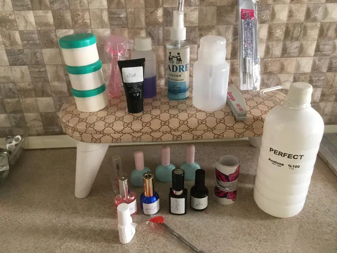 لوازم کاشت ناخن|آرایشی، بهداشتی، درمانی|تهران, حسینآباد|دیوار