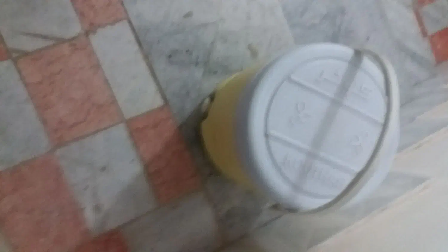 کلمن|ظروف نگهدارنده، پلاستیکی، یک‌بارمصرف|بیرجند, |دیوار