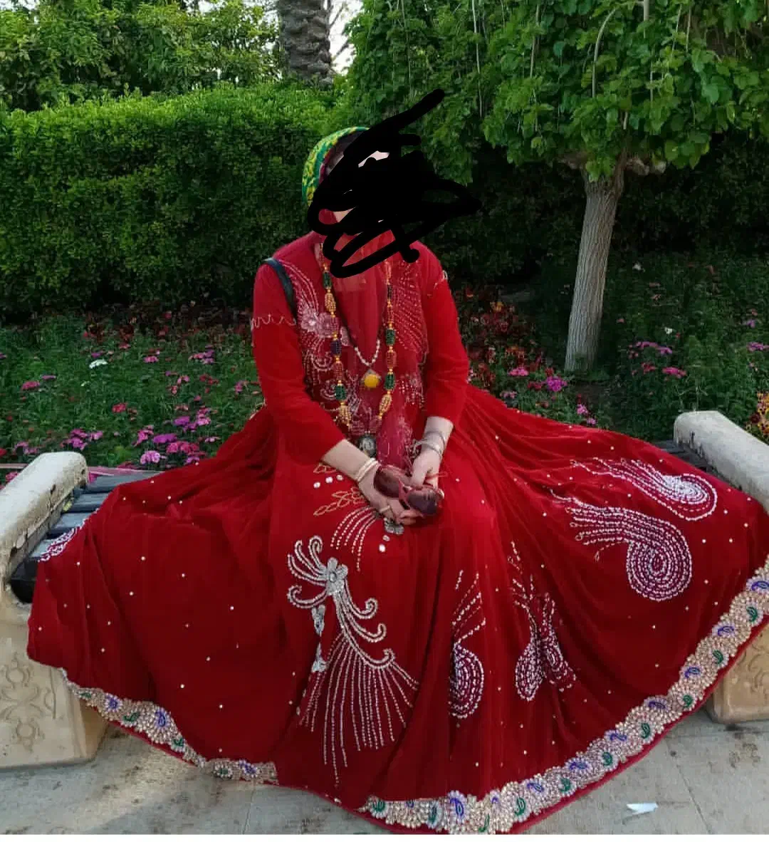 لباس محلی|لباس|شیراز, تندگویان|دیوار