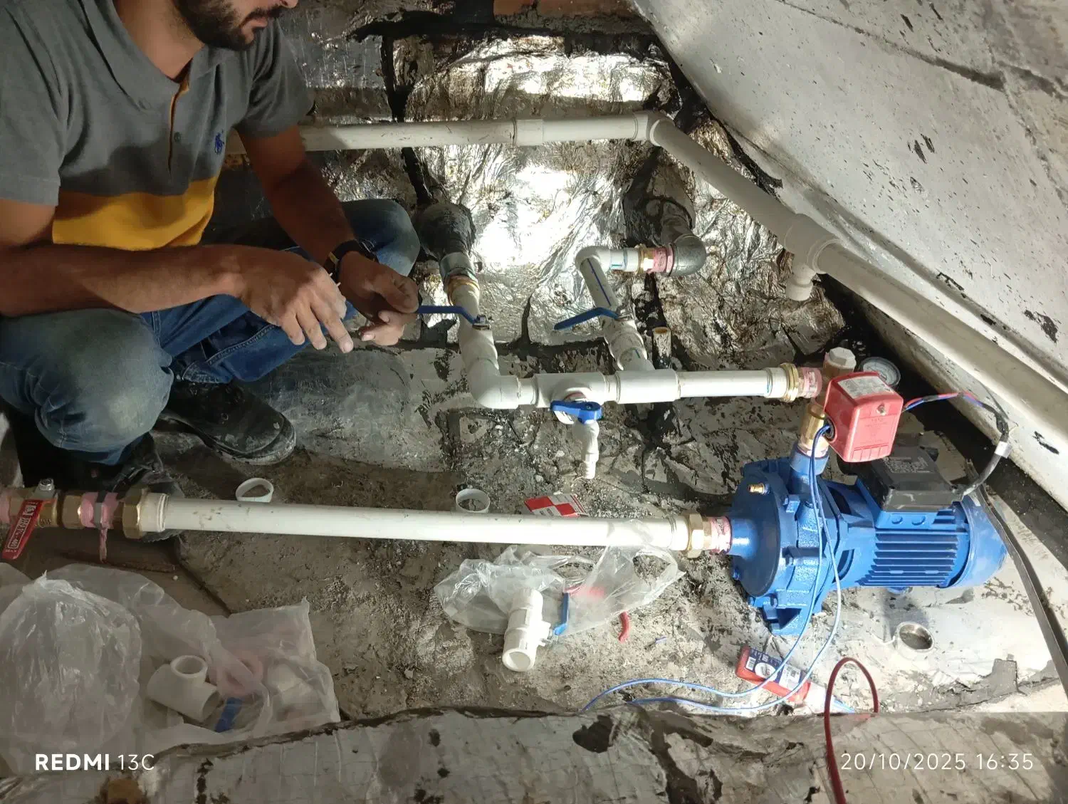 پکیج رادیاتور پمپ و منبع آب|خدمات پیشه و مهارت|کرمان, |دیوار