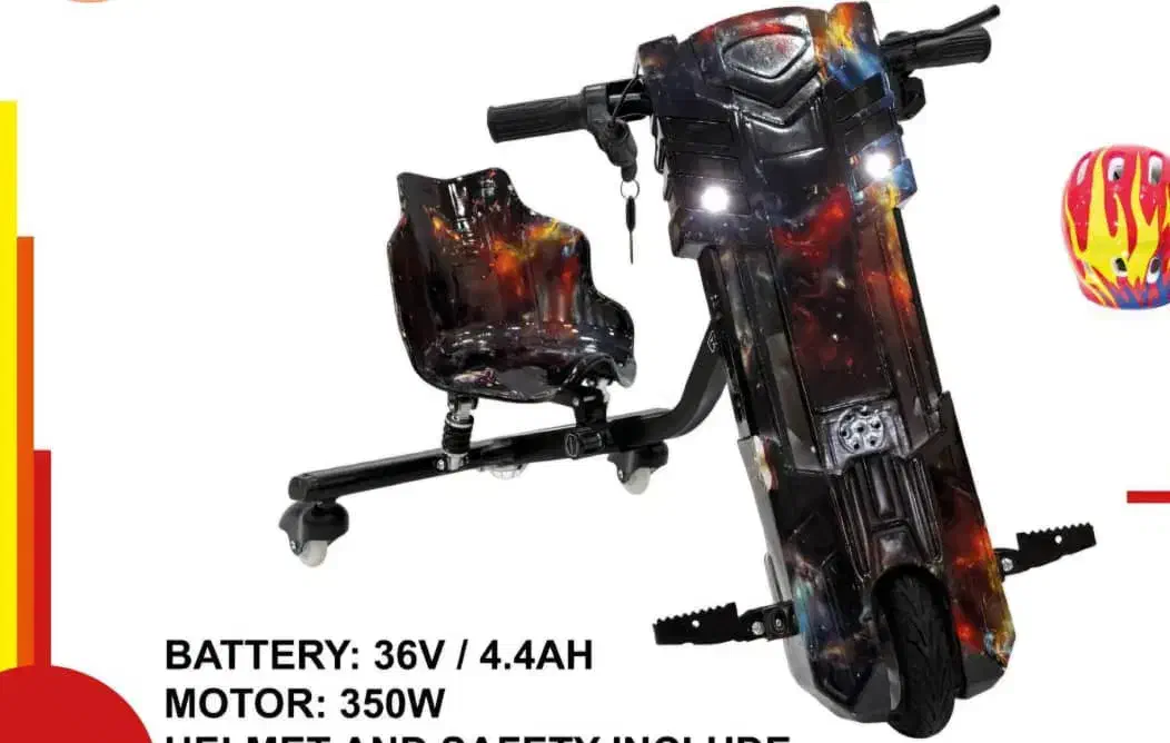 اسکوتر دریفت موتور بزرگ|دوچرخه، اسکیت، اسکوتر|سیرجان, |دیوار