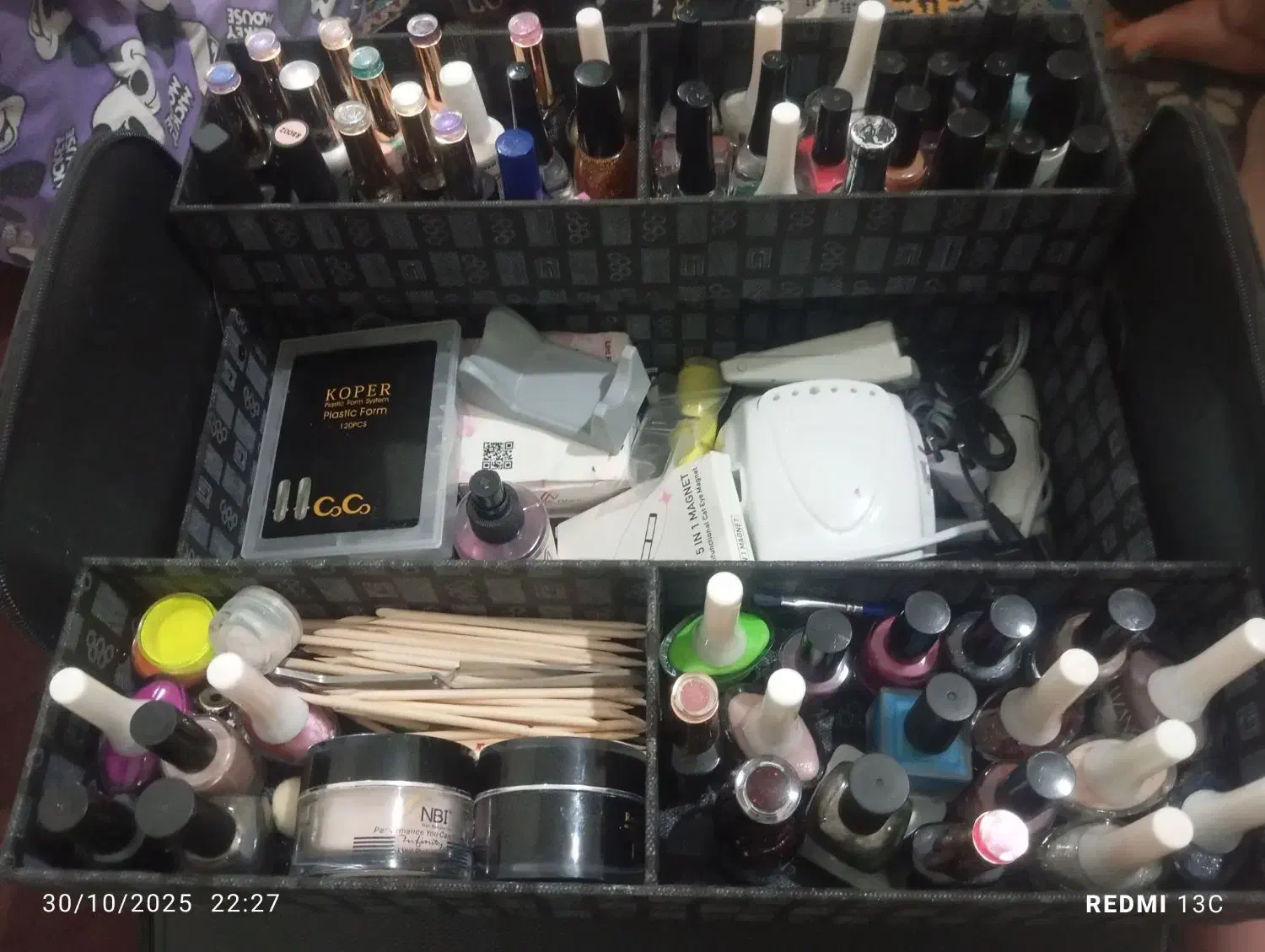 فروش لوازم کاشت ناخن|آرایشگاه و سالنهای زیبایی|جاجرود, |دیوار