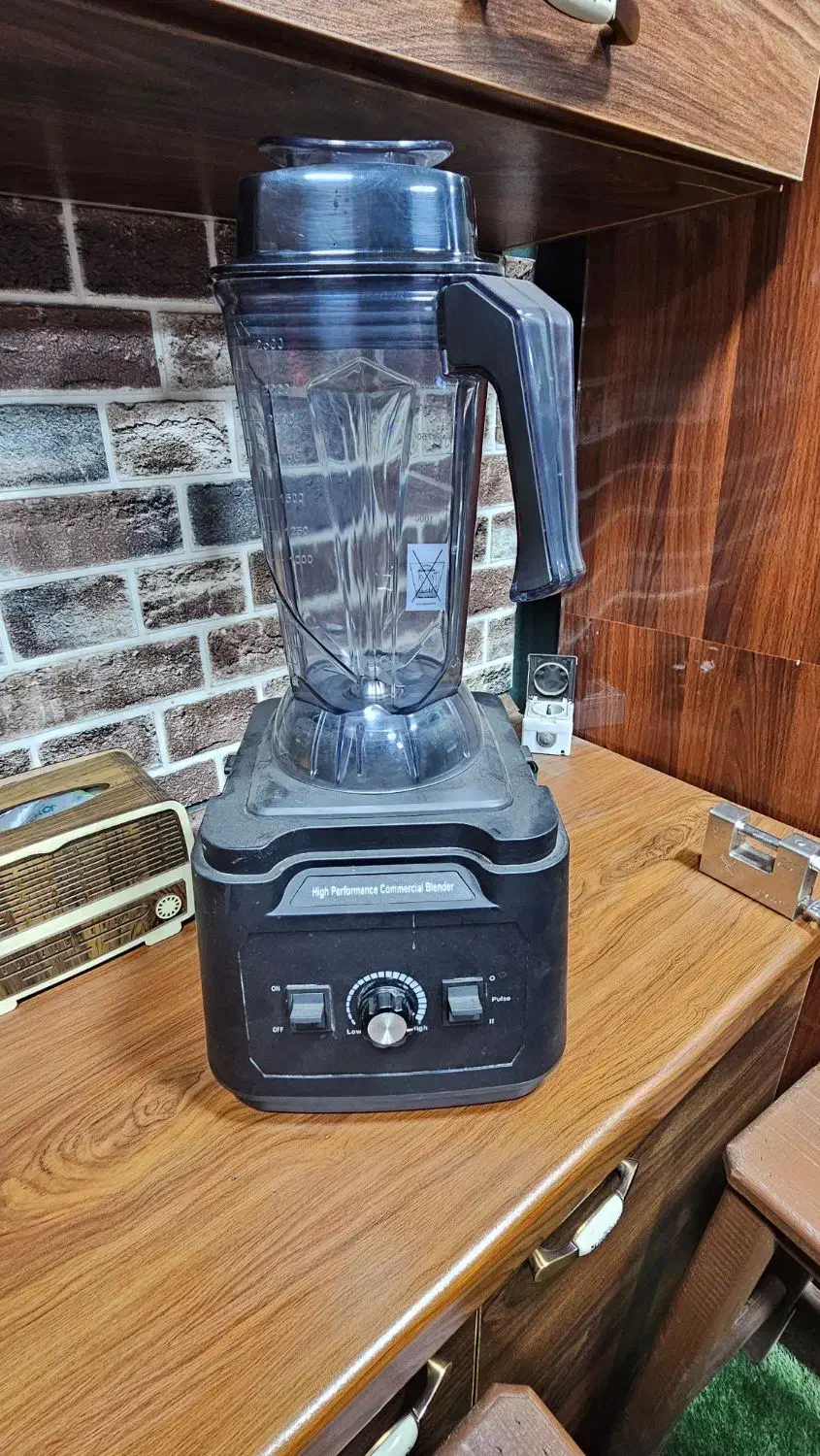 بلندر صنعتی|خردکن، آسیاب، غذاساز|آستانه اشرفیه, |دیوار