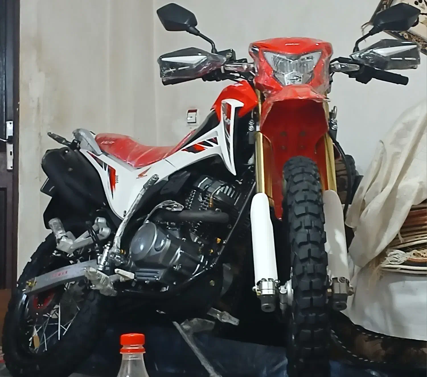 تریل لازروق ۲۰۰طرح crf. نیوفیس.صفر کیلومتر|موتورسیکلت|صومعهسرا, |دیوار