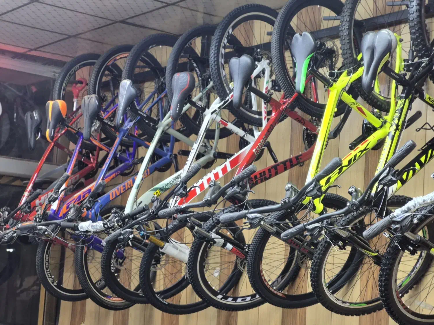 دوچرخه21دنده/نمونه اصلی در بازار سایز26.24|دوچرخه، اسکیت، اسکوتر|مشهد, هنرور|دیوار