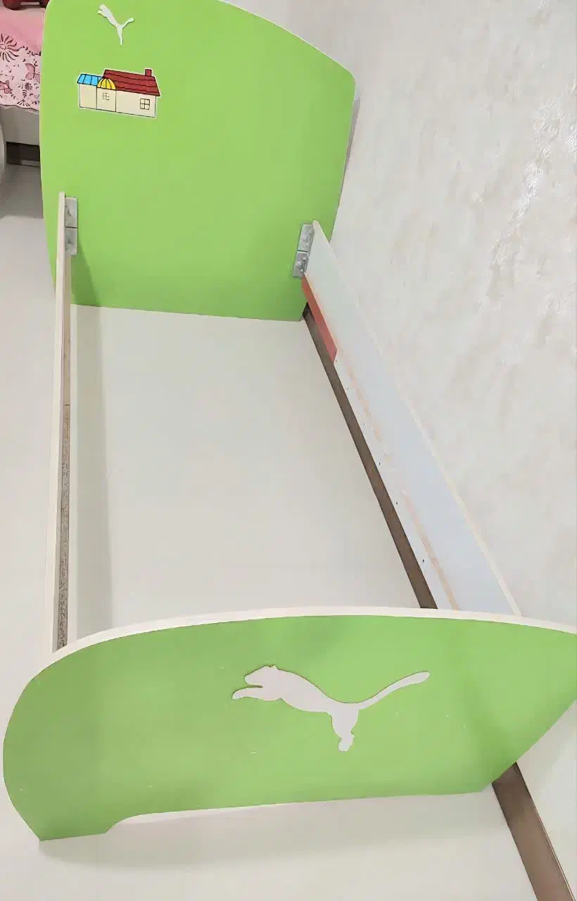 تخت و کمد نوجوان|تخت و سرویس خواب|یزد, |دیوار