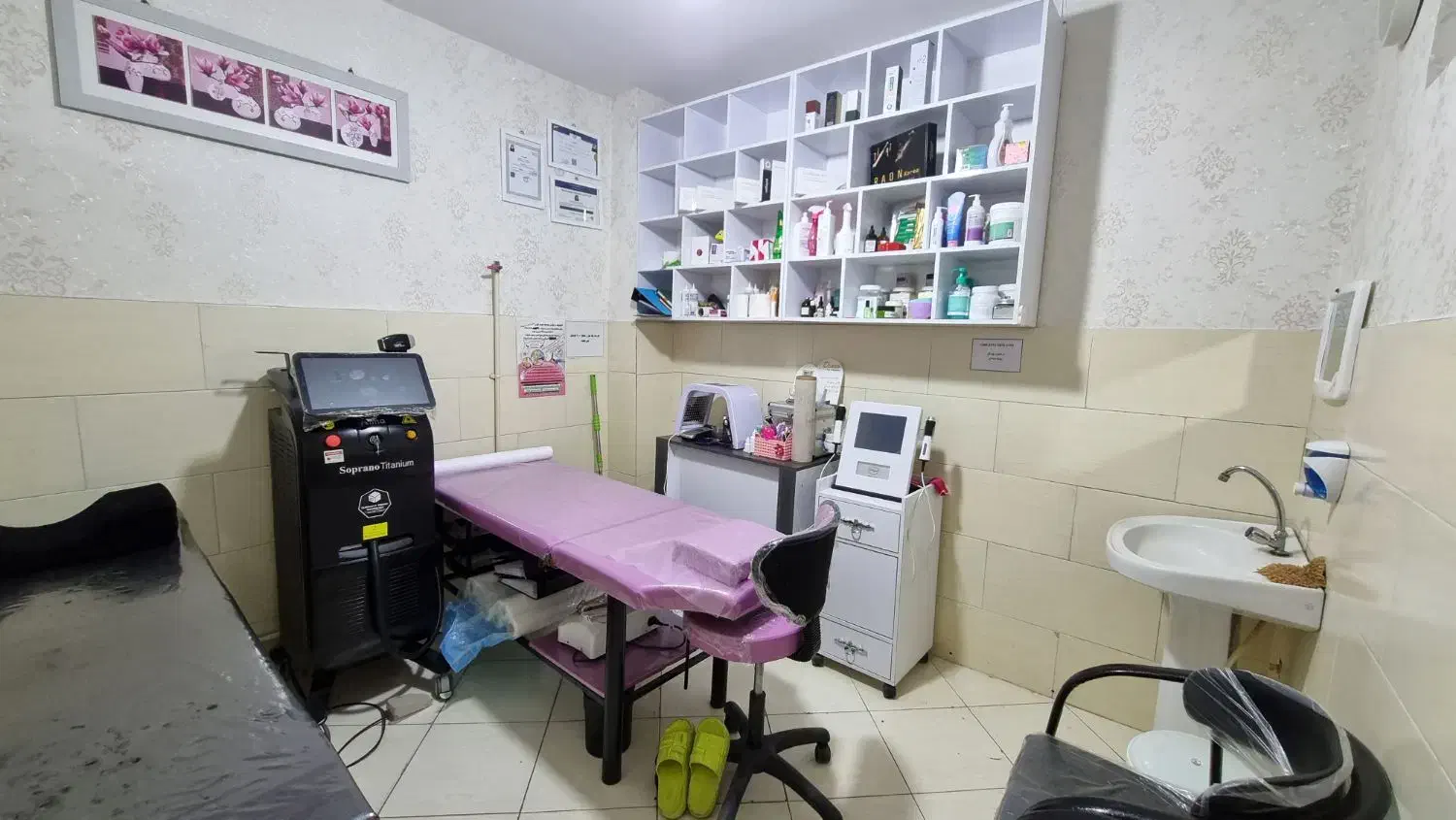 لیزر موهای زائد و پاکسازی صورت فقط 500 تومن|خدمات آرایشگری و زیبایی|اسلامشهر, زرافشان|دیوار