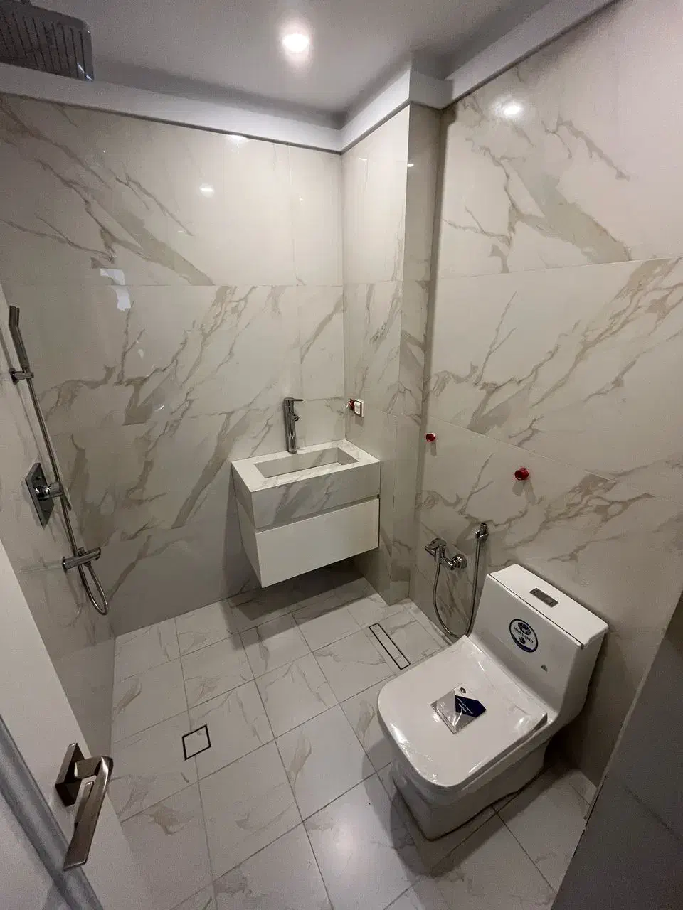 جردن امانیه ۶۰ متر نوساز/۱ خواب مستر/تاپ لوکیشن