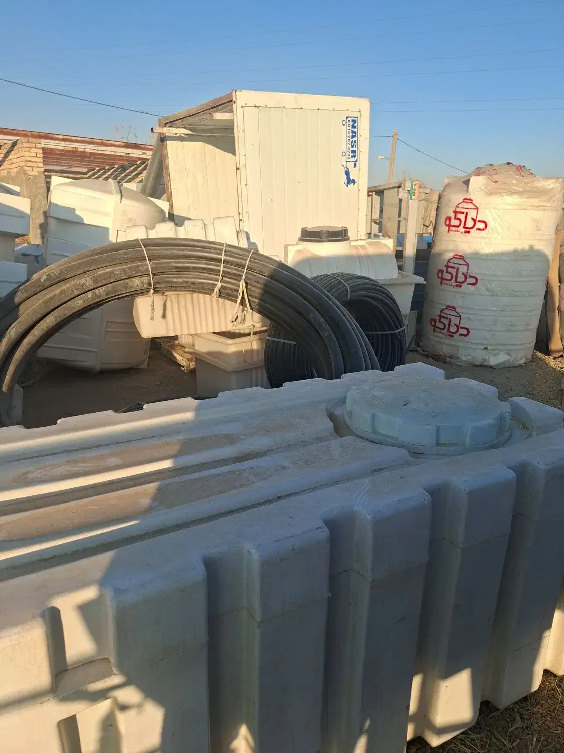 تعدادی تانک نو و لوله|عمده‌فروشی|مبارکه, |دیوار