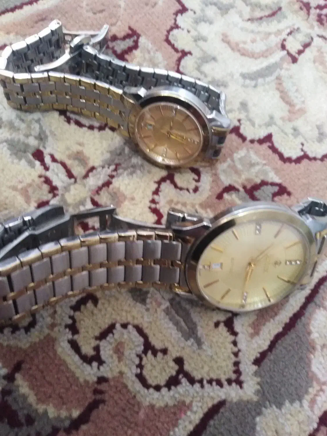 ساعت|ساعت|آباده, |دیوار