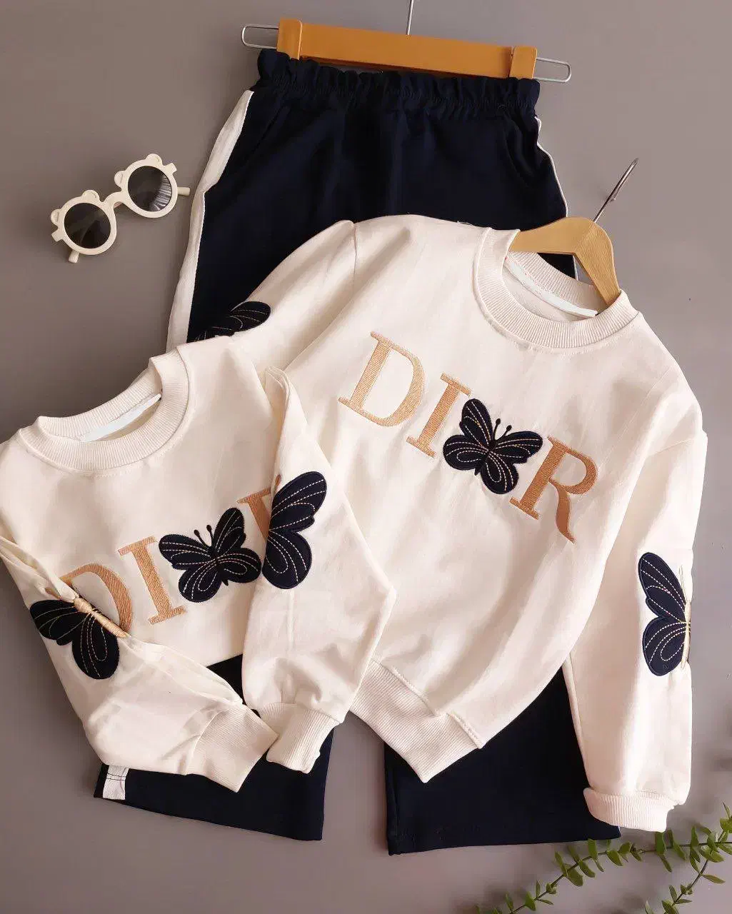 بهترین استایل های کودک و نوجوان|کفش و لباس بچه|قم, انسجام|دیوار