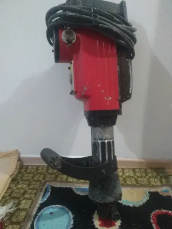 خدمات ساختمانی وبتن کنی کلی وجزی بنایی|خدمات پیشه و مهارت|سهند, |دیوار