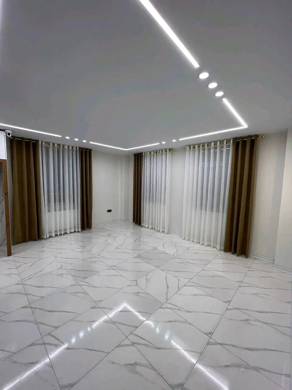 آپارتمان ۵۰متر/پارکینگ سندی/تاپ لوکیشن|فروش آپارتمان|گرمدره, |دیوار