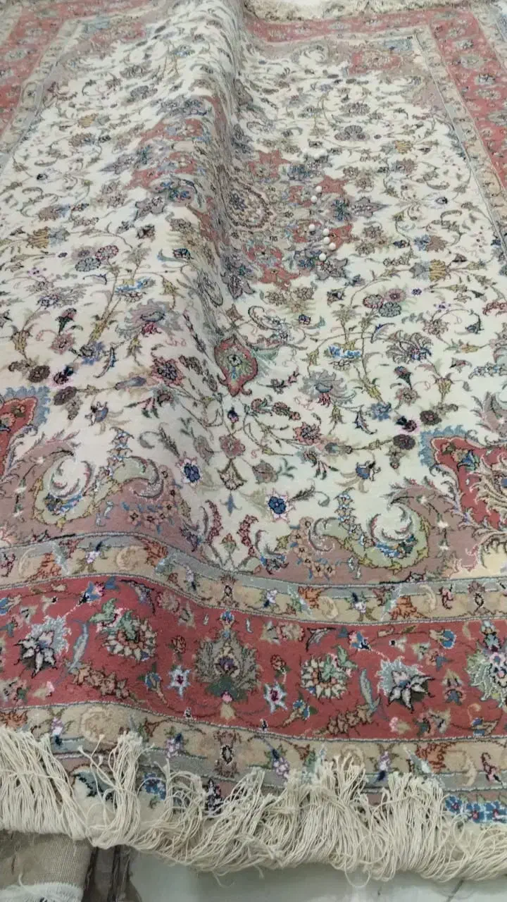 فرش کاشمر|فرش|سبزوار, قاضی زاد|دیوار