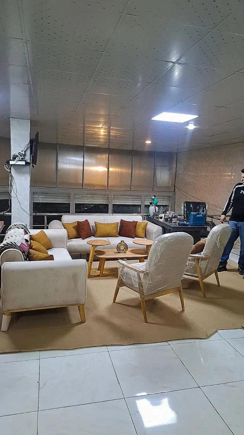 فروش مبل مینمال اقساطی ۶ ماهه|مبلمان خانگی و میز عسلی|کرمانشاه, |دیوار