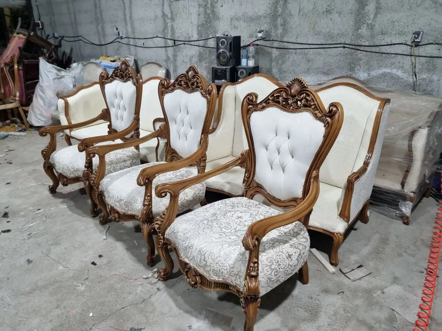 رویکوبی انواع مبلمان کلاسیک وسلطنتی وسرویس خواب|خدمات پیشه و مهارت|چهاردانگه (تهران), |دیوار