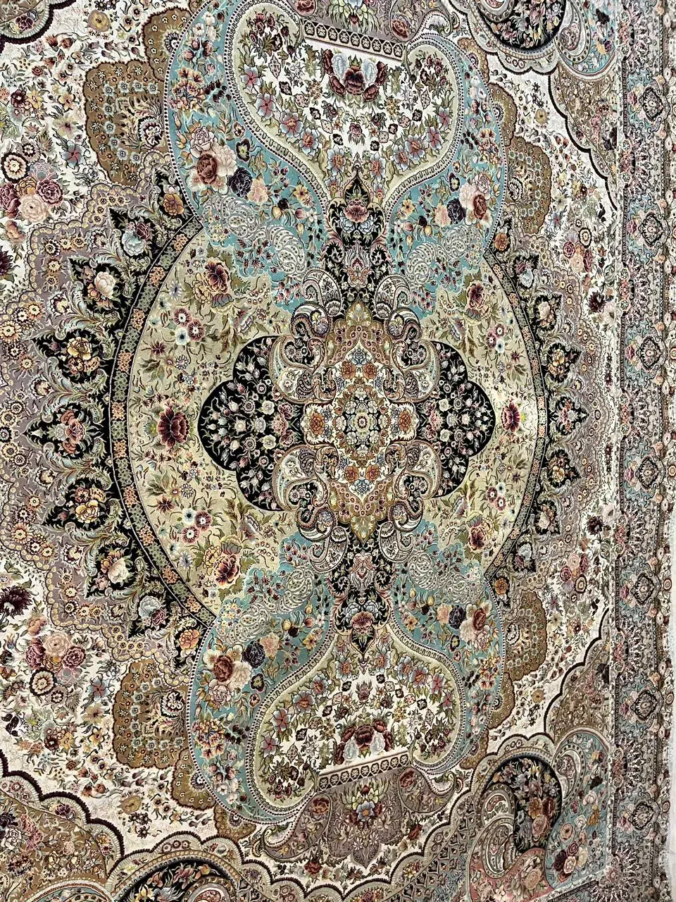 ۲ تخته فرش ۶ متری قیطران|فرش|تهران, نیروی هوایی (پیروزی)|دیوار