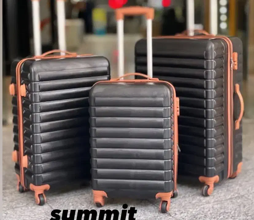 چمدان لوکس جهیزیه عروس داماد سفرخارجی کسا چمدون|کیف، کفش، کمربند|اصفهان, شهشهان|دیوار