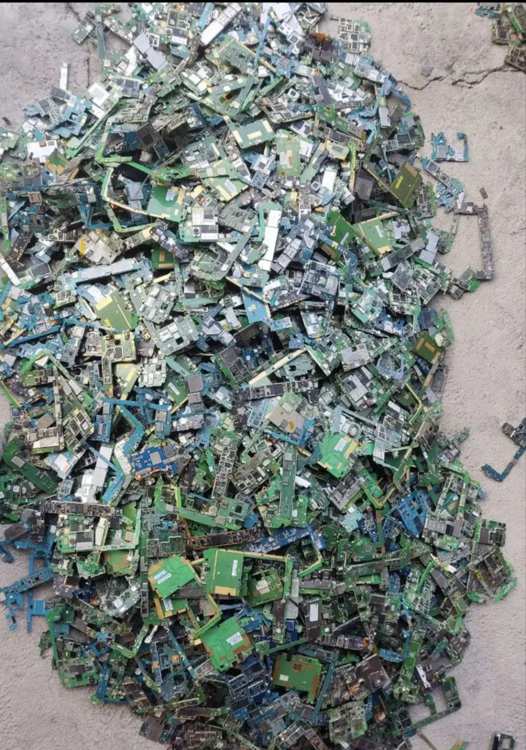 فروش خریدار برد خریدار گوشی قدیمی خراب|لوازم جانبی موبایل و تبلت|شیراز, فضلآباد|دیوار